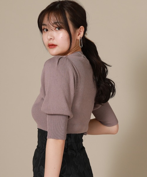 Cheek(チーク)の「ボリュームスリーブニットプルオーバー(ニット/セーター・レディース・ブラック/アイボリー/モカ・MEDIUM)」の13枚目の写真