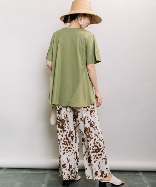 ELVENCE DEUX（エルベンスドゥ）の「イソザイキリカエTN（Tシャツ/カットソー・レディース・ブラック/ベージュ/オリーブ・FREE）」の20枚目の写真