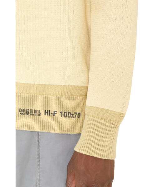 DIESEL(ディーゼル)の「メンズ パーカー ジップアップ(ニット/セーター・メンズ・ベージュ/カーキ・SMALL/MEDIUM/LARGE/X-LARGE)」の7枚目の写真