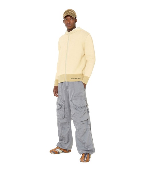 DIESEL(ディーゼル)の「メンズ パーカー ジップアップ(ニット/セーター・メンズ・ベージュ/カーキ・SMALL/MEDIUM/LARGE/X-LARGE)」の6枚目の写真