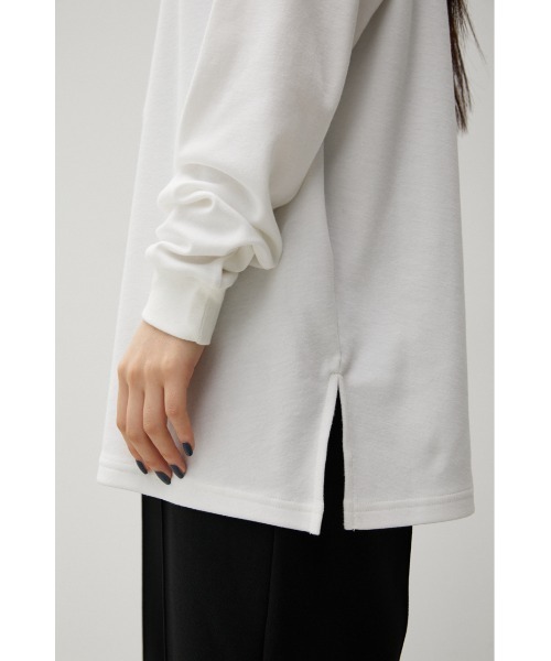 AZUL by moussy（アズールバイマウジー）の「BASIC TOUGH NECK LONG SLEEVE T/ベーシックタフネックロングスリーブTシャツ（Tシャツ/カットソー・レディース・ベージュ/ホワイト/ダークグリーン/ブラック・SMALL/MEDIUM）」の13枚目の写真