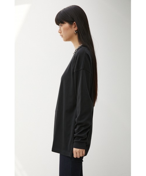 AZUL by moussy（アズールバイマウジー）の「BASIC TOUGH NECK LONG SLEEVE T/ベーシックタフネックロングスリーブTシャツ（Tシャツ/カットソー・レディース・ベージュ/ホワイト/ダークグリーン/ブラック・SMALL/MEDIUM）」の18枚目の写真