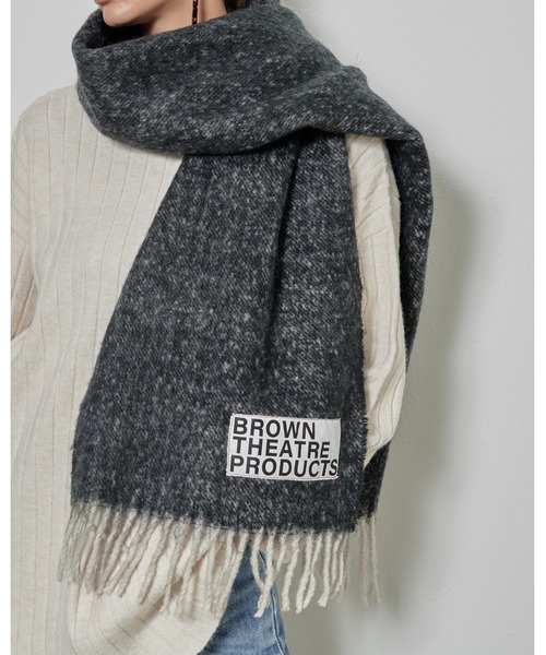 THEATRE PRODUCTS(シアタープロダクツ)の「ブラウンネームストール(ストール/ショール・レディース・ブラック/ベージュ/グリーン/ブルー/イエロー・FREE)」の2枚目の写真