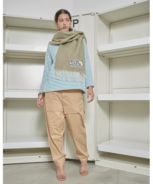 THEATRE PRODUCTS(シアタープロダクツ)の「ブラウンネームストール(ストール/ショール・レディース・ブラック/ベージュ/グリーン/ブルー/イエロー・FREE)」の6枚目の写真