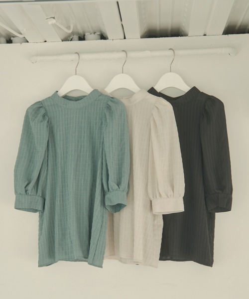 N WITH.（エヌウィズ）の「袖ボリュームブラウス（Tシャツ/カットソー・レディース・グリーン/ブラック/ベージュ・FREE）」の12枚目の写真