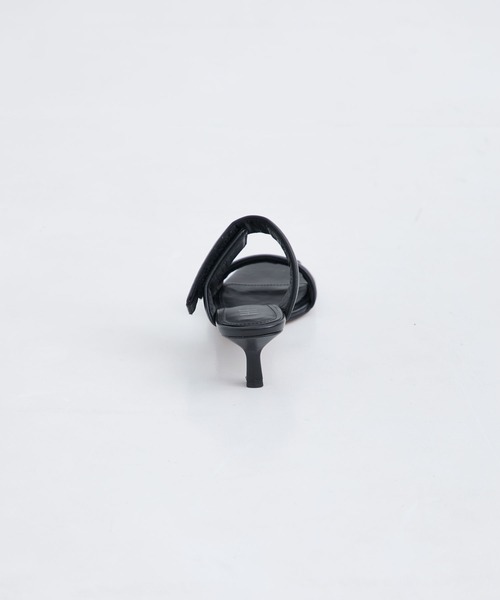 HEWN（ヒューン）の「【HEWN/ヒューン】Sq one-st loop sandals/スクエアワンストラップサンダル（サンダル・レディース・ブラック/ブラウン・23/24/23.5）」の5枚目の写真