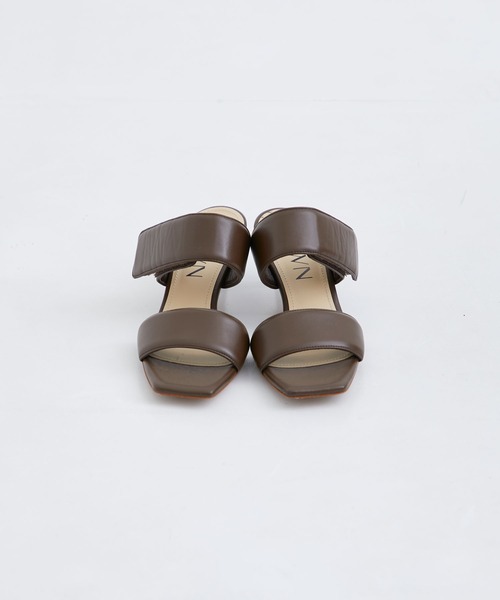 HEWN/ヒューン】Sq one-st loop sandals/スクエアワンストラップ