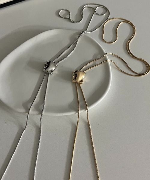 CAPRICIEUX LE'MAGE（カプリシューレマージュ）の「〈GOLDY/ゴールディ〉ループタイネックレス（ネックレス・レディース・シルバー/ゴールド・FREE）」の10枚目の写真