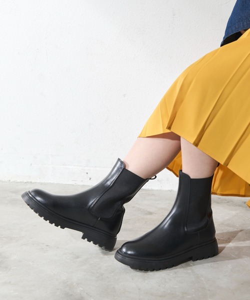 MERLOT（メルロー）の「【ロングシーズン着用可能】サイドゴアブーツ（ブーツ・レディース・ブラック・SMALL/MEDIUM/LARGE）」の9枚目の写真