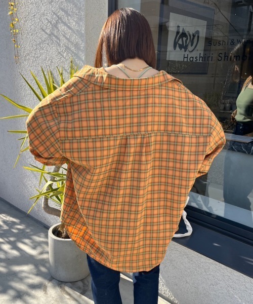 nemne store(ネンネストア)の「【低身長用サイズあり】袖ボリュームオーバーチェックシャツ(シャツ/ブラウス・レディース・オレンジ/グリーン・SMALL/MEDIUM)」の10枚目の写真