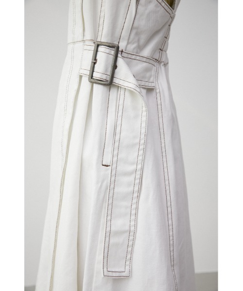 AZUL by moussy(アズールバイマウジー)の「IRREGULAR HEM STITCH DENIM OP/イレギュラーヘムステッチデニムワンピース(ワンピース・レディース・オフホワイト/ワンウォッシュ・SMALL/MEDIUM)」の4枚目の写真