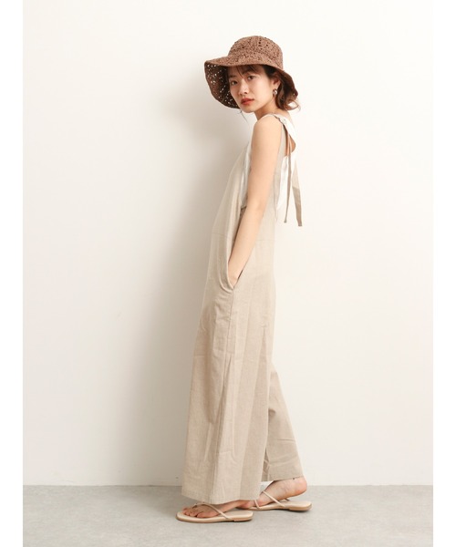 Ungrid(アングリッド)の「ショルダーデザインサロペット(サロペット/オーバーオール・レディース・イエロー/ナチュラル/ミント/ブラック/ダークブラウン・マルチサイズ)」の9枚目の写真