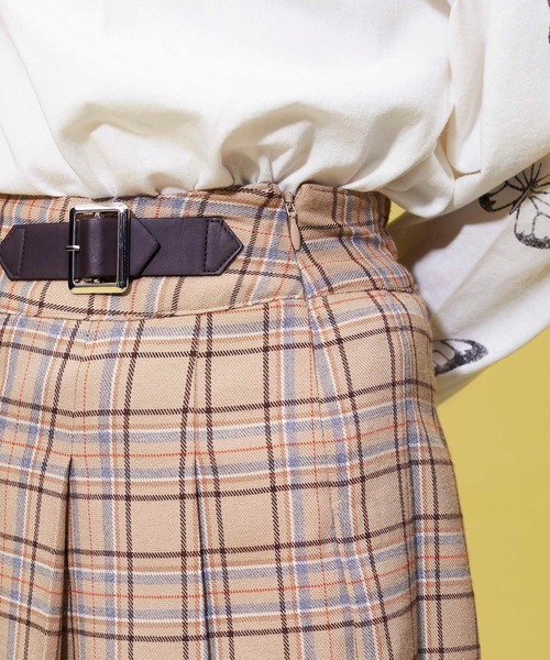 FOREVER 21（フォーエバー トゥエンティーワン）の「【POP】チェックプリーツミニスカート（スカート・レディース・グレー/ベージュ・MEDIUM/SMALL）」の9枚目の写真