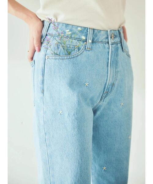 AMERICAN HOLIC（アメリカンホリック）の「7周年刺繍フレアパンツ（デニムパンツ・レディース・サックスブルー・S/M/L）」の2枚目の写真
