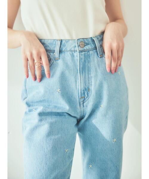 AMERICAN HOLIC（アメリカンホリック）の「7周年刺繍フレアパンツ（デニムパンツ・レディース・サックスブルー・S/M/L）」の5枚目の写真