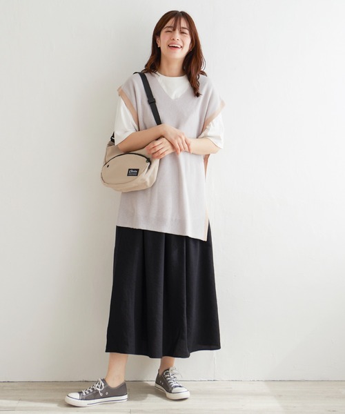 LBC（エルビーシー）の「畦配色ロングニットベスト（ニット/セーター・レディース・ベージュ/ライトグレー/ブラック・M）」の15枚目の写真