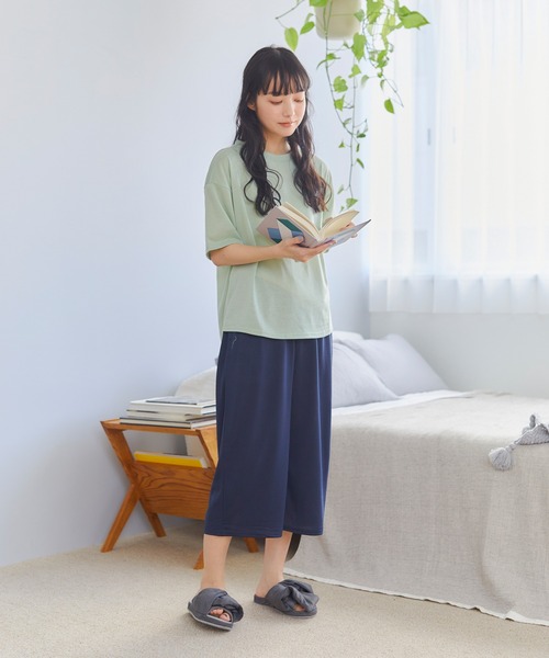 CROSSPLUS ONLINE（クロスプラスオンライン）の「【LAFUKU】半袖スウェットルームウェア　上下セット（ラフク）（ルームウェア/パジャマ・レディース・ネイビー/オレンジ/ピンク/サックスブルー/ライトグリーン/チャコールグレー・L/M/LL）」の2枚目の写真