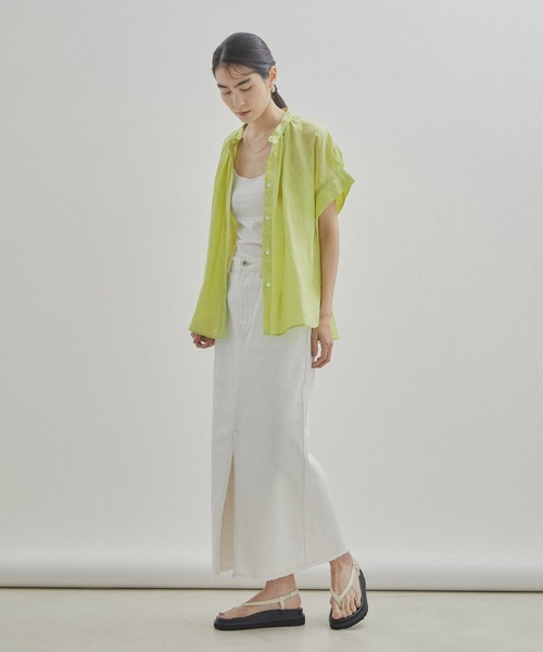 SALON adam et rope'（サロン アダム エ ロペ）の「【WEB限定】麻フレンチスリーブスタンドカラーブラウス（シャツ/ブラウス・レディース・イエロー系その他/ブラック/オフホワイト/ブルー/ピンク・FREE）」の10枚目の写真