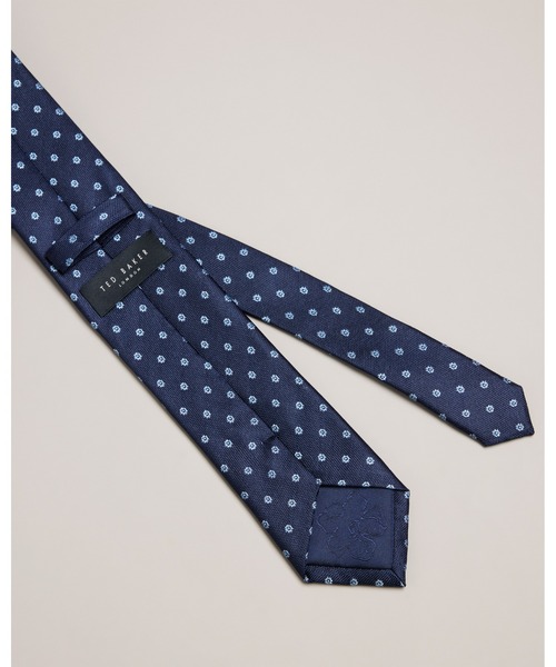 Ted Baker（テッドベーカー）の「ULYSES シルクネクタイ(ディスティーフローラル)（ネクタイ・メンズ・ネイビー・O/S）」の3枚目の写真