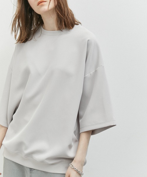 JUNRED（ジュンレッド）の「スムースタッチオーバーサイズプルオーバー（Tシャツ/カットソー・メンズ・チャコールグレー/ブルー/ライトグレー/スミクロ・L/M/S）」の16枚目の写真