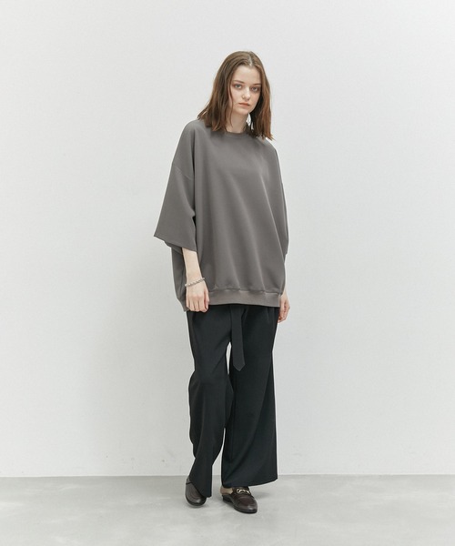 JUNRED（ジュンレッド）の「スムースタッチオーバーサイズプルオーバー（Tシャツ/カットソー・メンズ・チャコールグレー/ブルー/ライトグレー/スミクロ・L/M/S）」の22枚目の写真