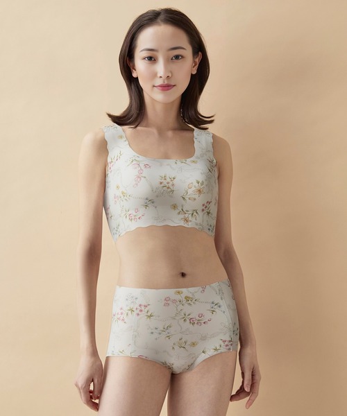 GOCOCi(ゴコチ)の「「GOCOCi ゴコチ」 ノンワイヤーブラ ハーフトップ(ブラジャー・レディース・ピンク/ベージュ/ブラック/グレー/ピンクベージュ/ライトピンク/ホワイト系その他/アイボリー・M/L/S)」の11枚目の写真