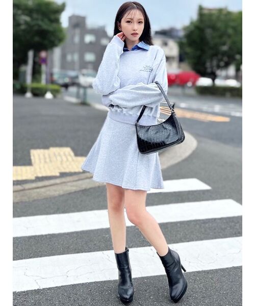 RESEXXY（リゼクシー）の「スウェットミニフレアスカート【セットアップ着用可能】（スカート・レディース・グレー/アイボリー/ブラック・FREE）」の17枚目の写真