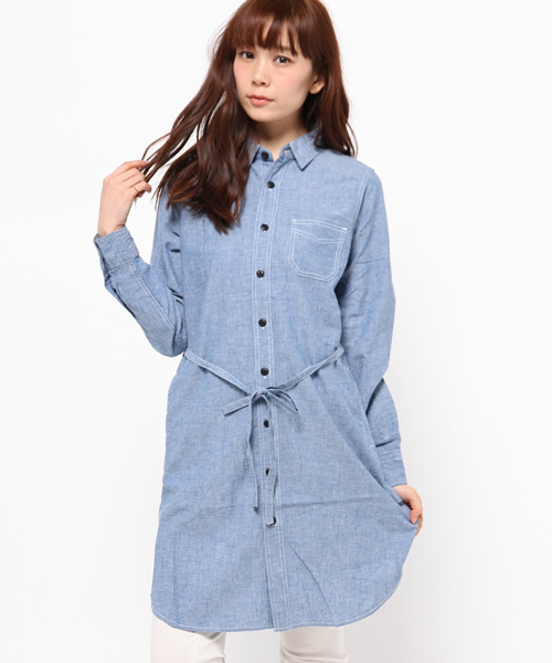 OUTLET（アウトレット）の「【Kastane】ロングシャツ（シャツ/ブラウス・レディース・ブラック/ブルー/レッド・FREE）」の2枚目の写真