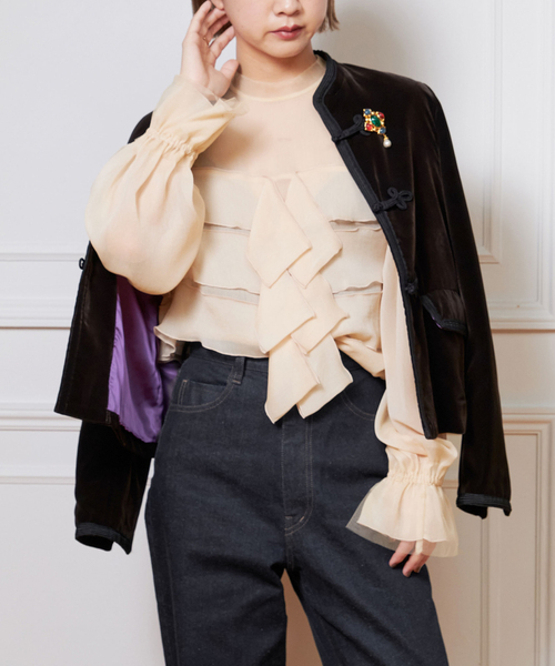 IENA LA BOUCLEイエナラブークル人気ジョーゼットケープフリルブラウス IENA LA BOUCLE（イエナラブークル）の「IENA LA BOUCLE ジョーゼット