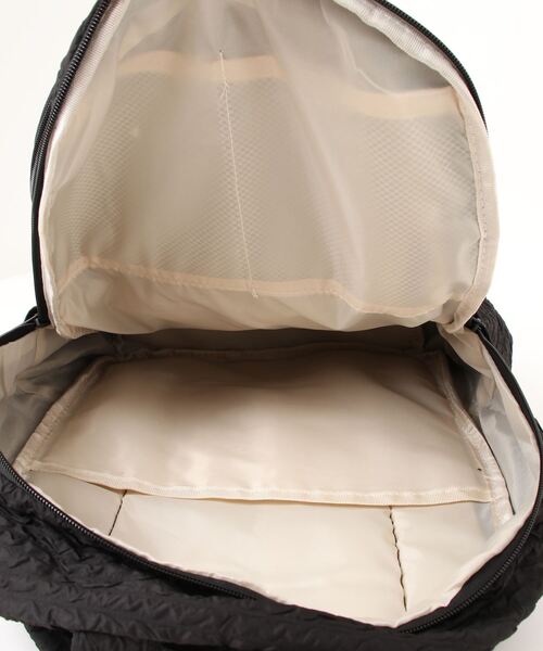 aimoha(アイモハ)の「キーホルダー付きユニセックスリュック(バックパック/リュック・レディース・ブラック/ブルー/ピンク/グリーン/ホワイト/イエロー・FREE)」の7枚目の写真