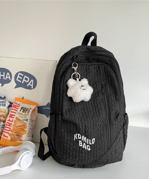 aimoha(アイモハ)の「キーホルダー付きユニセックスリュック(バックパック/リュック・レディース・ブラック/ブルー/ピンク/グリーン/ホワイト/イエロー・FREE)」の3枚目の写真