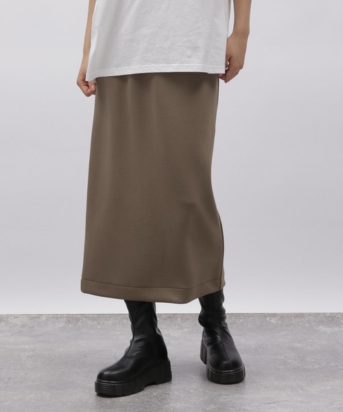 LAKOLE(ラコレ)の「ダンボールナロースカート / 972309(スカート・レディース・ブラック/モカ/グレイッシュベージュ・SMALL/MEDIUM)」の1枚目の写真