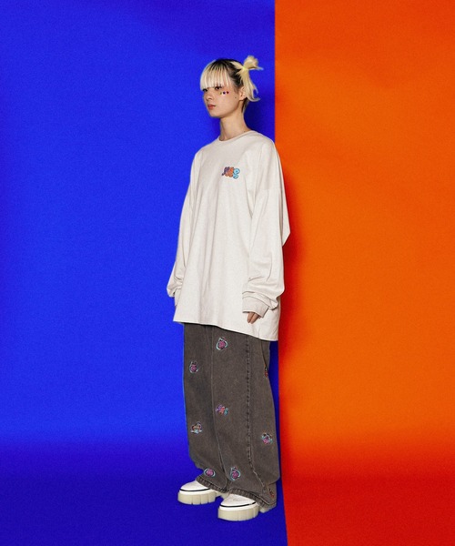 PUNYUS(プニュズ)の「GirlsビッグロンT(Tシャツ/カットソー・レディース・ホワイト/ライトグレー・3/4)」の3枚目の写真