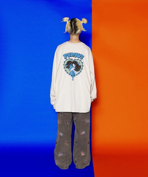 PUNYUS(プニュズ)の「GirlsビッグロンT(Tシャツ/カットソー・レディース・ホワイト/ライトグレー・3/4)」の4枚目の写真