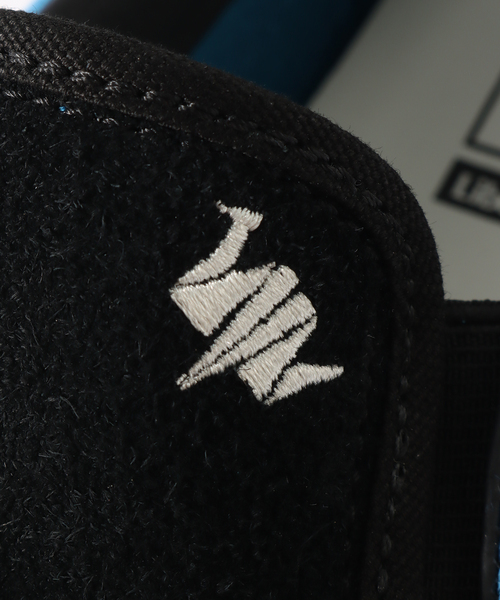 VANS(バンズ)の「WEB限定【VANS / バンズ×Liberaiders / リべレイダース】CLASSIC SLIP-ON 98 DX(スリッポン・メンズ・ブラック・26cm/28cm/27.5cm/26.5cm/27cm)」の6枚目の写真