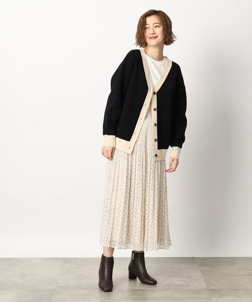 grove（グローブ）の「◆1枚で華やか見え トラッドジャカードカーディガン（カーディガン/ボレロ・レディース・アイボリー/ブラック/ダークグリーン/グレー系1/ブラック系1/ベージュ系4・01/02/03/04/05）」の17枚目の写真