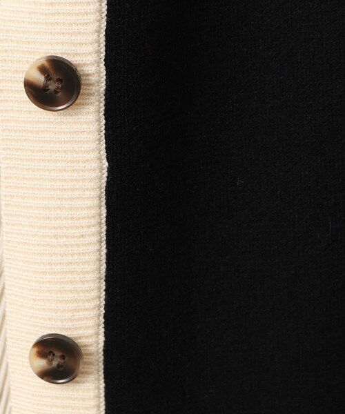 grove（グローブ）の「◆1枚で華やか見え トラッドジャカードカーディガン（カーディガン/ボレロ・レディース・アイボリー/ブラック/ダークグリーン/グレー系1/ブラック系1/ベージュ系4・01/02/03/04/05）」の22枚目の写真