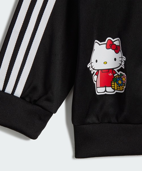 adidas(アディダス)の「アディダス オリジナルス × ハローキティ SST セットアップ /ジャージ / アディダスオリジナルス adidas Originals(ジャージ・キッズ・レッド/ブラック・60/70/80/90/100)」の8枚目の写真