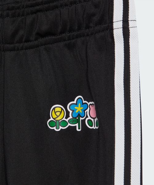 KITTY　新品　アディダス　オリジナルス　ジャージ adidas（アディダス）の「アディダス オリジナルス × ハローキティ SST