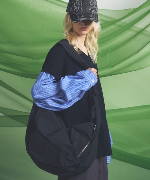 UNISEX》KONBU Nylon Shoulder “BANANA” Bag/コンブナイロンショルダー