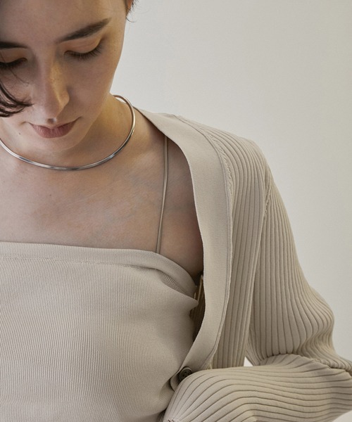 SALON adam et rope'（サロン アダム エ ロペ）の「【雑誌掲載】リブニットビスチェ【セットアップ対応・洗える】（チューブトップ・レディース・ブラック/ライトグレー/キャメル・FREE）」の10枚目の写真