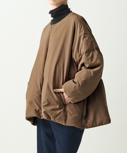 miffew（ミフュー）の「「miffew / ミフュー 」NO COLLAR OVER DOWN JACKET（ダウンジャケット/コート・レディース・ブラック/ベージュ/ブルー/アイボリー/ブラウン/グレイッシュベージュ・2/4/3/1）」の4枚目の写真