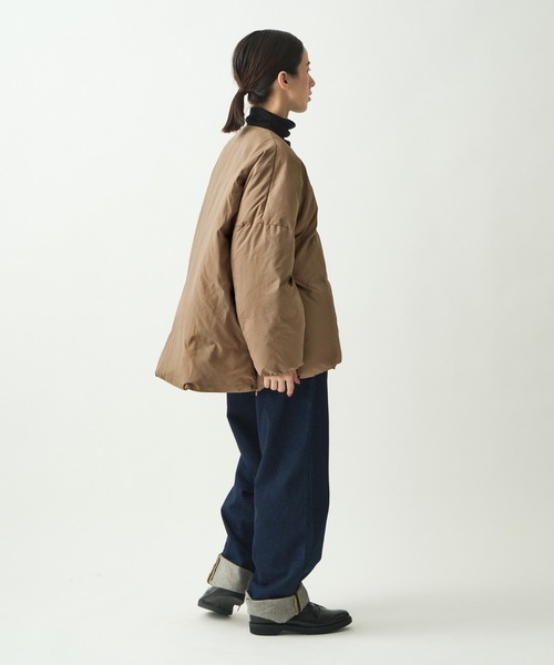 miffew（ミフュー）の「「miffew / ミフュー 」NO COLLAR OVER DOWN JACKET（ダウンジャケット/コート・レディース・ブラック/ベージュ/ブルー/アイボリー/ブラウン/グレイッシュベージュ・2/4/3/1）」の16枚目の写真