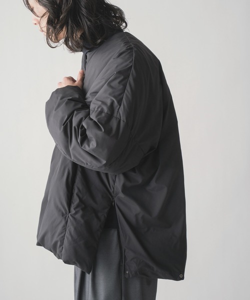 miffew（ミフュー）の「「miffew / ミフュー 」NO COLLAR OVER DOWN JACKET（ダウンジャケット/コート・レディース・ブラック/ベージュ/ブルー/アイボリー/ブラウン/グレイッシュベージュ・2/4/3/1）」の20枚目の写真