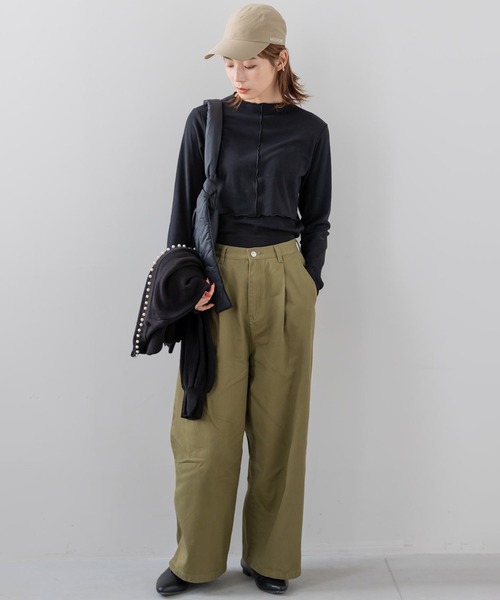 フェリシモMama（フェリシモママ）の「Ｍｏｒｅｄｄｅ　心地いい素材の２－ＷＡＹ授乳トップス（マタニティウェア/グッズ・レディース・ホワイト/ブラック・MEDIUM/LARGE/X-LARGE）」の3枚目の写真