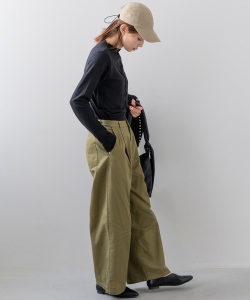 フェリシモMama（フェリシモママ）の「Ｍｏｒｅｄｄｅ　心地いい素材の２－ＷＡＹ授乳トップス（マタニティウェア/グッズ・レディース・ホワイト/ブラック・MEDIUM/LARGE/X-LARGE）」の7枚目の写真