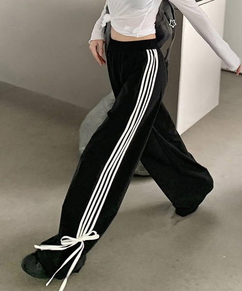 HALEY PESCA(ヘーリーペスカ)の「HALEY PESCA/ルーズデザイン リボン付きトラックパンツ(スウェットパンツ・レディース・ブラック・SMALL/MEDIUM/LARGE)」の7枚目の写真