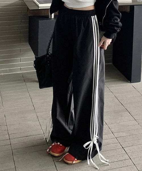 HALEY PESCA(ヘーリーペスカ)の「HALEY PESCA/ルーズデザイン リボン付きトラックパンツ(スウェットパンツ・レディース・ブラック・SMALL/MEDIUM/LARGE)」の18枚目の写真