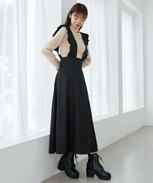 MAJESTIC LEGON(マジェスティックレゴン)の「【WEB限定アイテム】スカートにもなるフリルジャンスカ(ジャンパースカート・レディース・グレー/ブラック・SMALL/MEDIUM)」の5枚目の写真