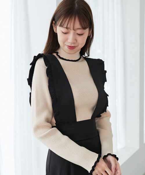 MAJESTIC LEGON(マジェスティックレゴン)の「【WEB限定アイテム】スカートにもなるフリルジャンスカ(ジャンパースカート・レディース・グレー/ブラック・SMALL/MEDIUM)」の8枚目の写真